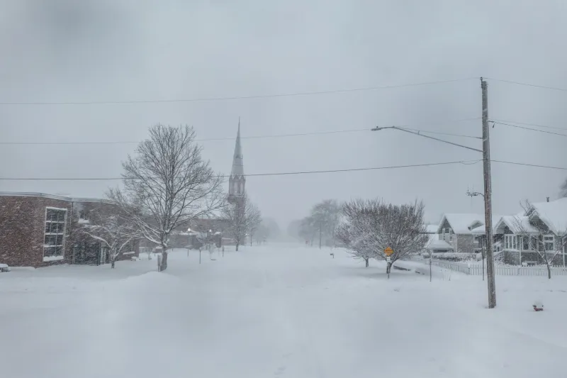 Snowdrifts and Common Ground: The Iowa Towns That Let Winter Do the Hard Work
